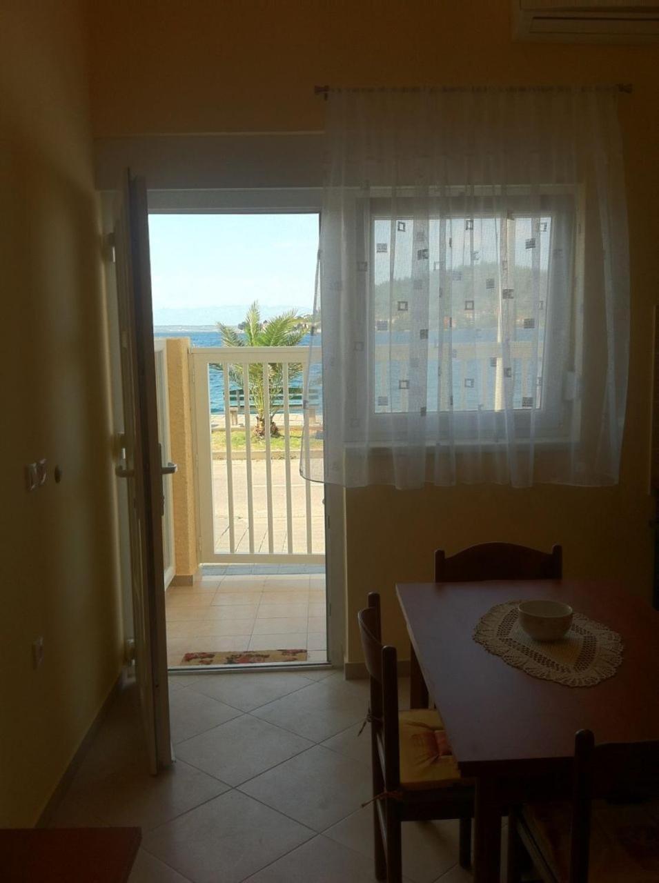 Apartments Kolt - 15M From Sea Kali Dış mekan fotoğraf